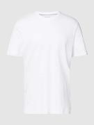 Christian Berg Men T-Shirt mit geripptem Rundhalsausschnitt in Weiss, ...