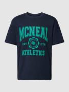 MCNEAL T-Shirt mit Label-Details in Dunkelblau, Größe S