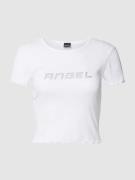 Gina Tricot T-Shirt mit Muschelsaum in Weiss, Größe L