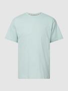 Colours & Sons T-Shirt mit Label-Stitching in Lind, Größe L