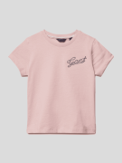 Gant T-Shirt mit Label-Stitching in Rosa, Größe 110