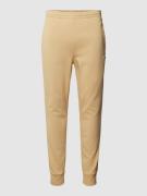 Lacoste Sweatpants mit Logo-Patch Modell 'TRACKSUIT TROUSERS' in Beige...