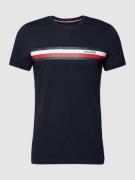 Tommy Hilfiger Slim Fit T-Shirt mit Label-Print in Marine, Größe XL