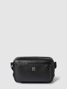 Tommy Hilfiger Camera Bag mit Logo-Applikation Modell 'ICONIC' in Blac...