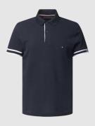 Tommy Hilfiger Slim Fit Poloshirt mit Logo-Stitching in Marine, Größe ...