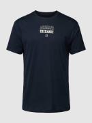 ARMANI EXCHANGE T-Shirt mit Rundhalsausschnitt und Logo-Print in Dunke...