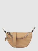 Seidenfelt Crossbody Bag in Leder-Optik Modell 'Skien' in Camel, Größe...