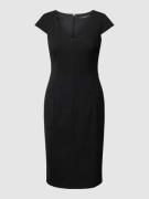 comma Knielanges Kleid mit V-Ausschnitt in Black, Größe 38