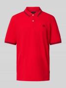 bugatti Poloshirt mit Kontrastbesatz in Rot, Größe S