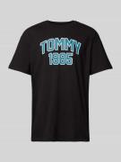 Tommy Jeans T-Shirt mit Label-Print in Black, Größe XS