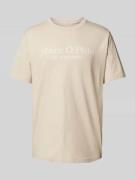 Marc O'Polo T-Shirt mit Label-Print in Sand, Größe S