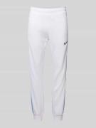 Nike Sweatpants mit Label-Stitching in Weiss, Größe S