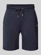 Gant Regular Fit Shorts mit elastischem Bund in Marine, Größe S