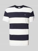 Gant T-Shirt mit Streifenmuster und Label-Stitching in Offwhite, Größe...