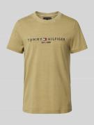 Tommy Hilfiger T-Shirt mit Label-Stitching in Oliv, Größe L