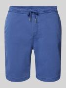 URBAN CLASSICS Regular Fit Shorts mit elastischem Bund in Dunkelblau, ...