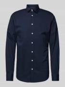 s.Oliver BLACK LABEL Tailored Fit Business-Hemd mit Kentkragen in Mari...