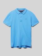 Tommy Hilfiger Teens Poloshirt mit Logo-Stitching in Blau, Größe 140
