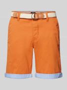 MCNEAL Slim Fit Bermudas mit Gürtel in Apricot, Größe L