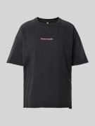 Only T-Shirt mit Statement-Print Modell 'KINNA' in Anthrazit, Größe S