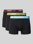 Nike Trunks mit Label-Detail im 3er-Pack in Bordeaux, Größe M