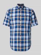 Christian Berg Men Regular Fit Freizeithemd mit Button-Down-Kragen in ...