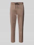 BOSS Orange Tapered Fit Chino mit elastischem Bund in Sand, Größe 44