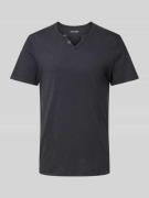Jack & Jones T-Shirt mit V-Ausschnitt Modell 'SPLIT' in Black, Größe S
