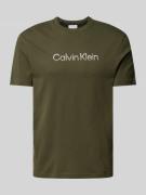 CK Calvin Klein T-Shirt mit Label-Print in Oliv, Größe S