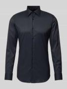 BOSS Slim Fit Businesshemd aus Feintwill mit Stretch-Anteil in Black, ...