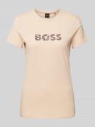 BOSS Orange T-Shirt mit Label-Print in Beige, Größe L