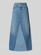 Levi's® Jeansrock mit Ziernähten Modell 'ICONIC' in Jeansblau, Größe 2...