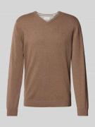 s.Oliver RED LABEL Strickpullover mit gerippten Abschlüssen in Hazel, ...