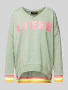 miss goodlife Oversized Sweatshirt mit V-Ausschnitt Modell 'Liebe Hear...