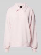 Gina Tricot Sweatshirt mit Umlegekragen in Rosa, Größe L