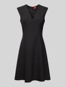 HUGO Knielanges Kleid mit V-Ausschnitt Modell 'Karabella' in Black, Gr...