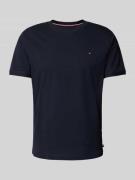 Tommy Hilfiger T-Shirt mit Logo-Stitching in Marine, Größe XL