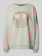 miss goodlife Sweatshirt mit Strasssteinbesatz Modell 'Happy Heart Fac...