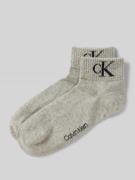 Calvin Klein Jeans Socken mit Label-Schriftzug im 2er-Pack in Hellgrau...