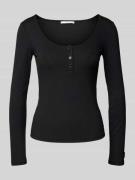 Guess Longsleeve mit U-Boot-Ausschnitt in Black, Größe L