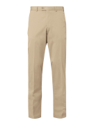 Hiltl Contemporary Fit Chino mit Stretch-Anteil in Beige, Größe 106