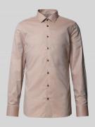 ETERNA Slim Fit Business-Hemd mit Kentkragen in Sand, Größe 39