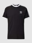 adidas Originals T-Shirt mit Label-Stitching in Black, Größe L