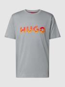 HUGO T-Shirt mit Label-Print Modell 'Danda' in Stein, Größe M