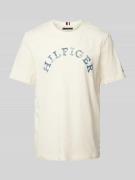 Tommy Hilfiger T-Shirt mit Label-Print in Beige, Größe L