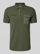 camel active Poloshirt mit Label-Stitching in Oliv, Größe M