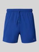 Emporio Armani Regular Fit Badeshorts mit Logo-Badge in Royal, Größe L