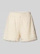 Vero Moda Shorts mit Lochmuster in Beige, Größe S