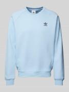 adidas Originals Sweatshirt mit Label-Stitching in Hellblau, Größe L