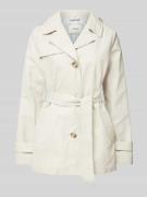 s.Oliver RED LABEL Kurzer Trenchcoat mit Bindegürtel in Offwhite, Größ...